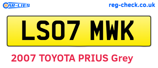 LS07MWK are the vehicle registration plates.
