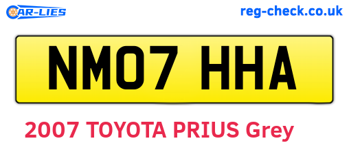 NM07HHA are the vehicle registration plates.