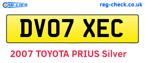 DV07XEC are the vehicle registration plates.