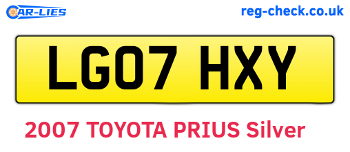 LG07HXY are the vehicle registration plates.