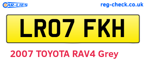 LR07FKH are the vehicle registration plates.