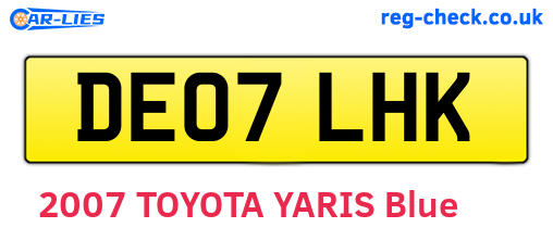 DE07LHK are the vehicle registration plates.