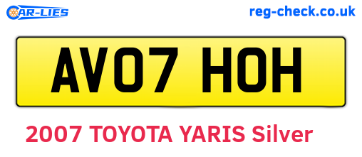AV07HOH are the vehicle registration plates.