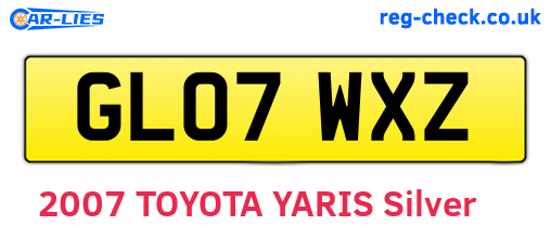 GL07WXZ are the vehicle registration plates.