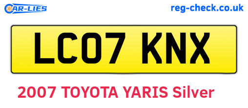 LC07KNX are the vehicle registration plates.