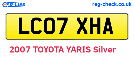 LC07XHA are the vehicle registration plates.