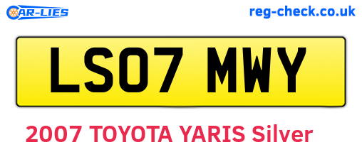 LS07MWY are the vehicle registration plates.