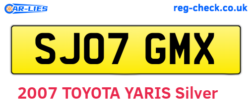 SJ07GMX are the vehicle registration plates.