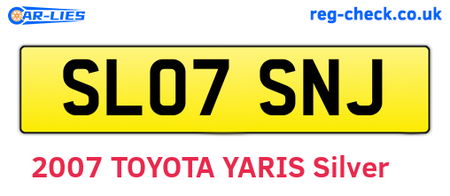 SL07SNJ are the vehicle registration plates.