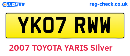 YK07RWW are the vehicle registration plates.