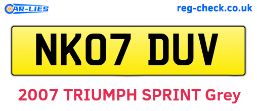 NK07DUV are the vehicle registration plates.