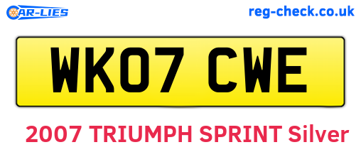 WK07CWE are the vehicle registration plates.