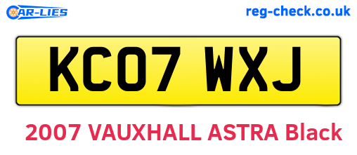 KC07WXJ are the vehicle registration plates.