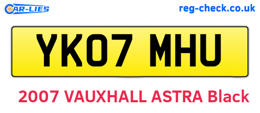 YK07MHU are the vehicle registration plates.