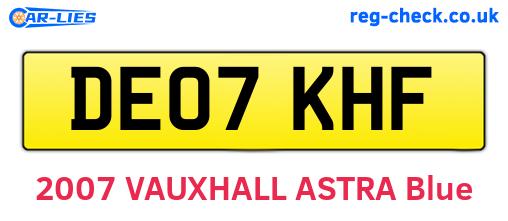 DE07KHF are the vehicle registration plates.