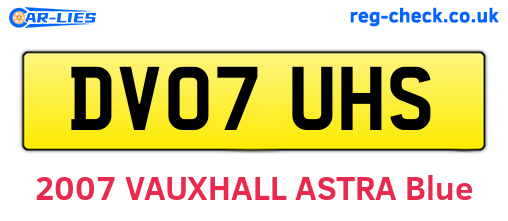 DV07UHS are the vehicle registration plates.