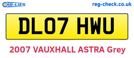 DL07HWU are the vehicle registration plates.