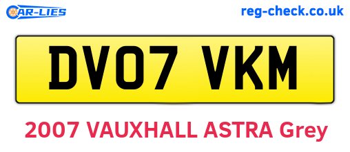 DV07VKM are the vehicle registration plates.