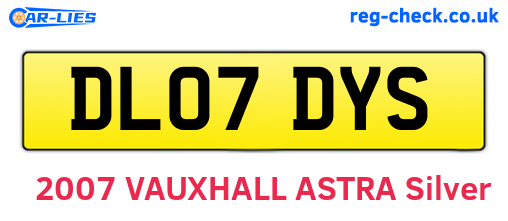 DL07DYS are the vehicle registration plates.