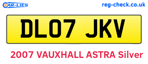 DL07JKV are the vehicle registration plates.