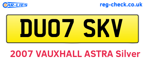 DU07SKV are the vehicle registration plates.