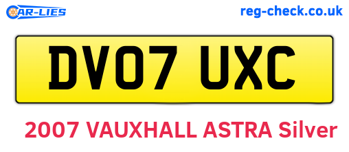 DV07UXC are the vehicle registration plates.