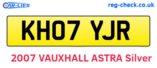 KH07YJR are the vehicle registration plates.