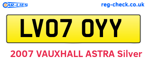 LV07OYY are the vehicle registration plates.