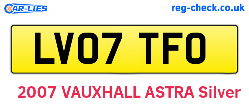 LV07TFO are the vehicle registration plates.