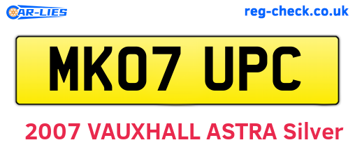 MK07UPC are the vehicle registration plates.
