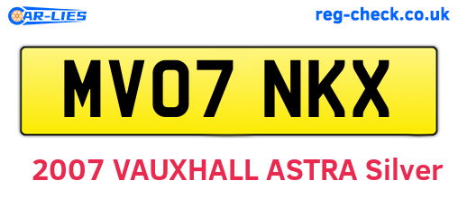MV07NKX are the vehicle registration plates.