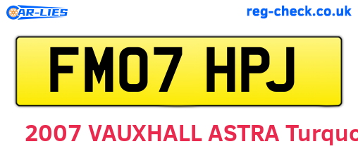 FM07HPJ are the vehicle registration plates.