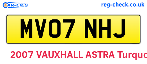 MV07NHJ are the vehicle registration plates.