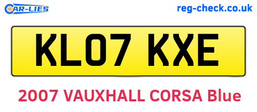 KL07KXE are the vehicle registration plates.