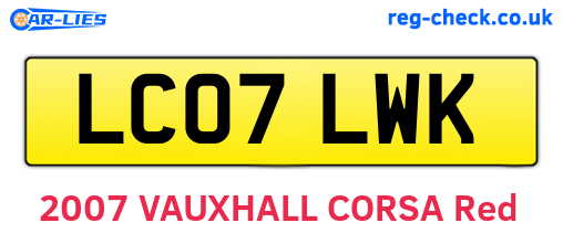 LC07LWK are the vehicle registration plates.