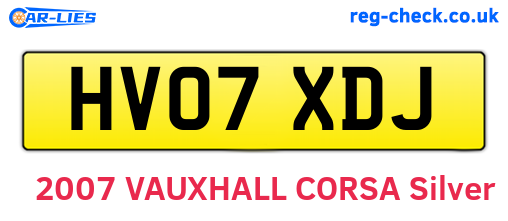 HV07XDJ are the vehicle registration plates.