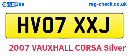 HV07XXJ are the vehicle registration plates.