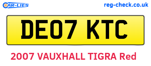 DE07KTC are the vehicle registration plates.