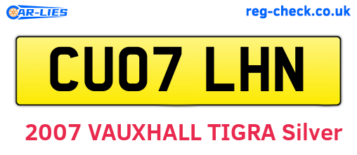 CU07LHN are the vehicle registration plates.