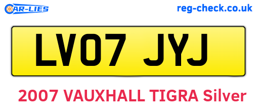 LV07JYJ are the vehicle registration plates.