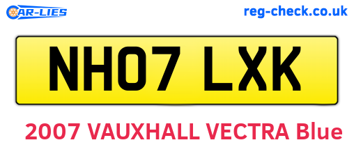 NH07LXK are the vehicle registration plates.