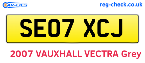 SE07XCJ are the vehicle registration plates.