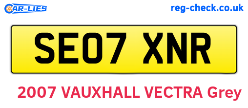 SE07XNR are the vehicle registration plates.