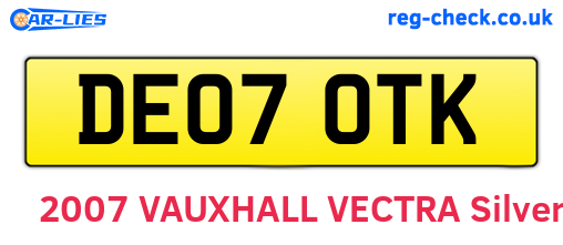 DE07OTK are the vehicle registration plates.