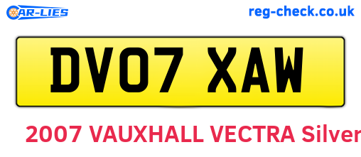 DV07XAW are the vehicle registration plates.