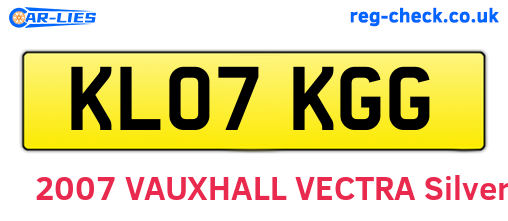 KL07KGG are the vehicle registration plates.