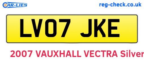 LV07JKE are the vehicle registration plates.