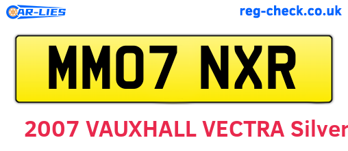 MM07NXR are the vehicle registration plates.