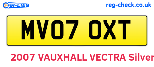 MV07OXT are the vehicle registration plates.