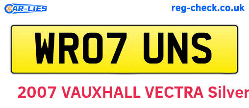 WR07UNS are the vehicle registration plates.